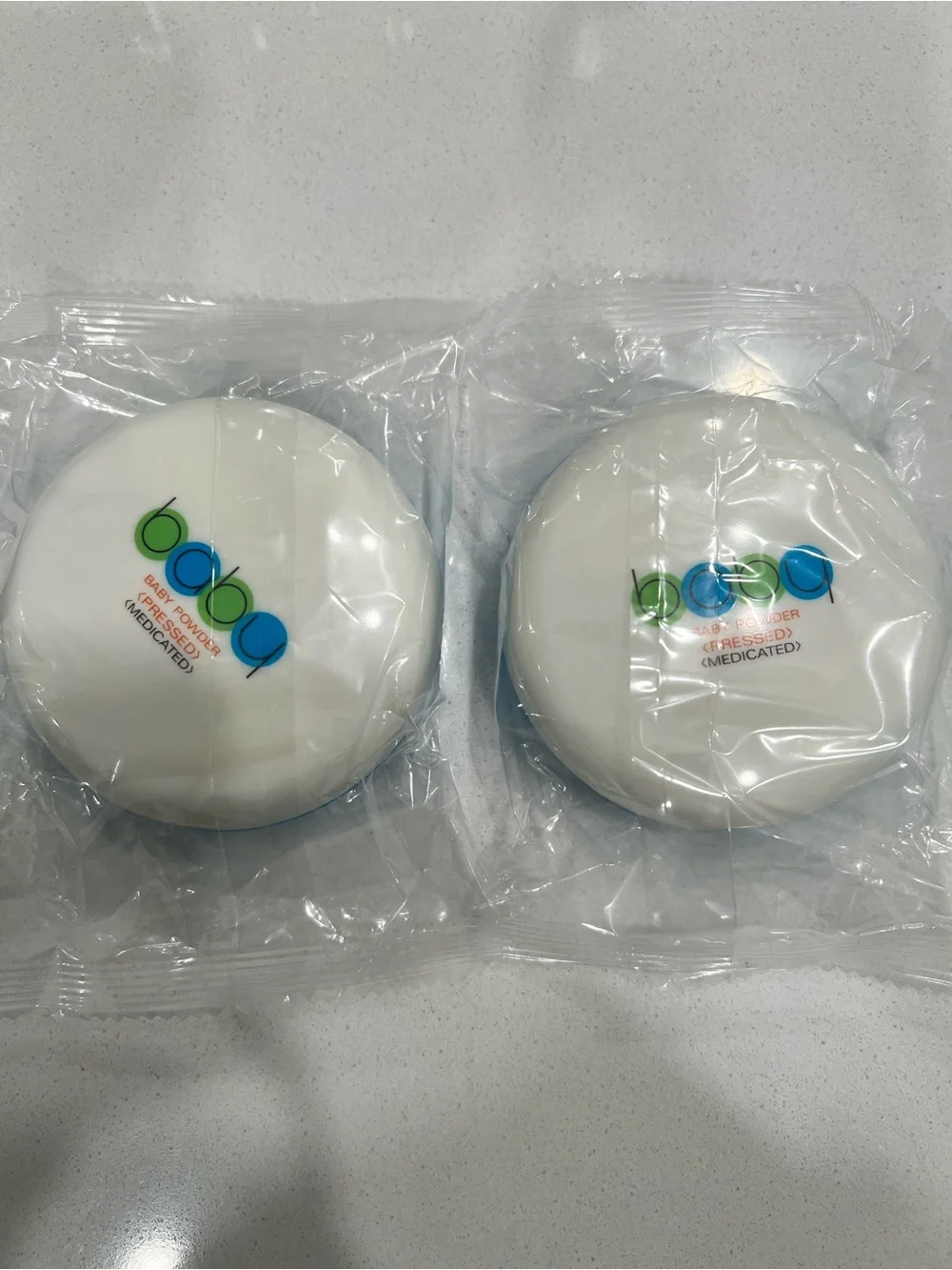 Medicated Powder Compact - White (Set of 2)